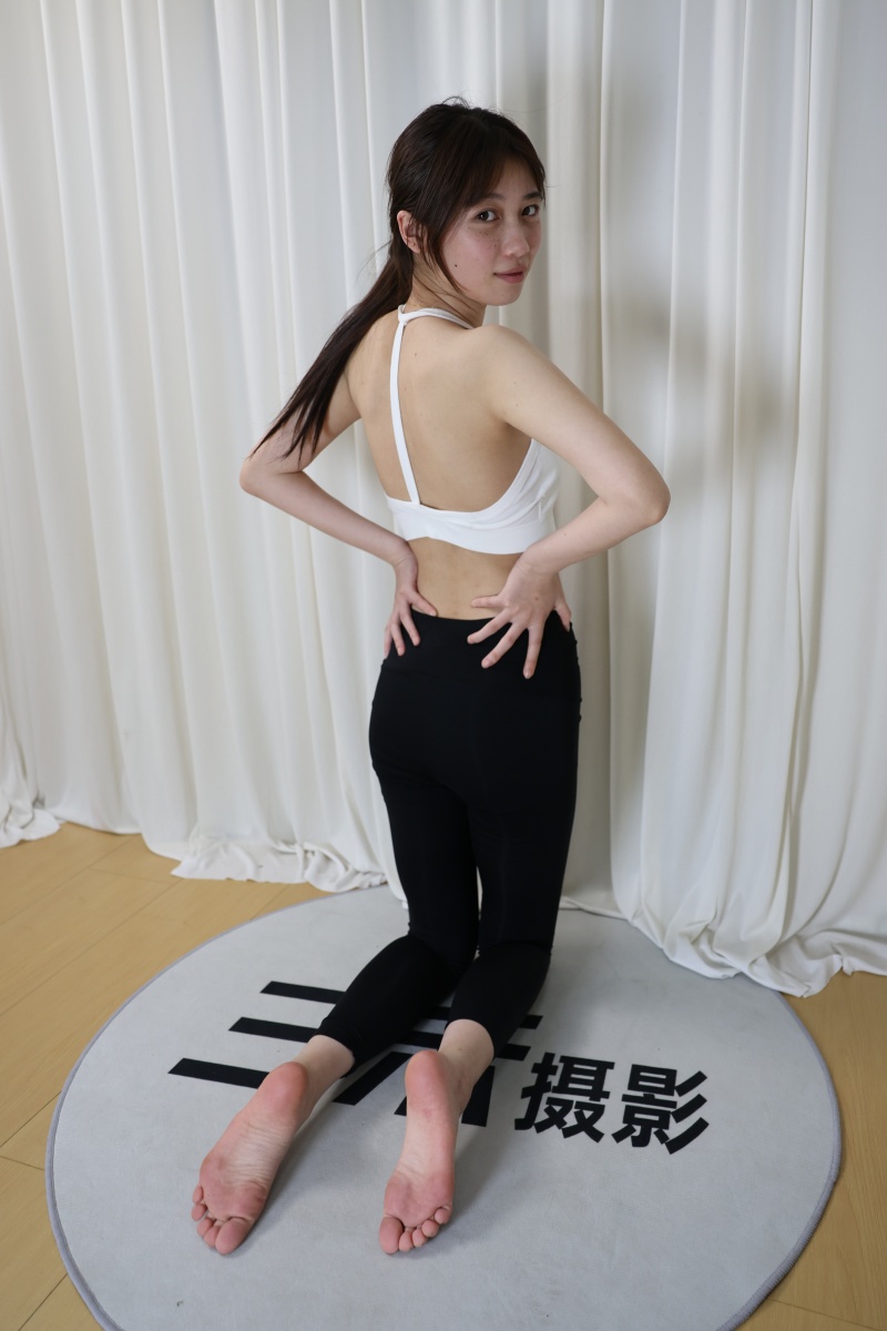图片[2]-892期 吊带瑜伽裤-觅影